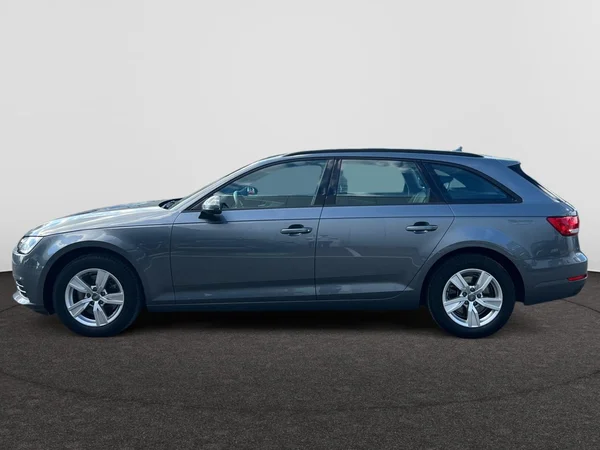 AUDI A4 SW (2017) — foto 12 van 24