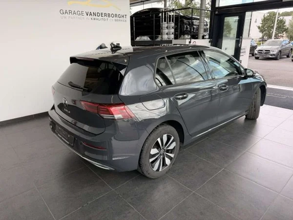 Volkswagen Golf (2024) — foto 19 van 23