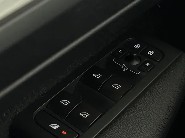 VOLVO XC40 (2019) — foto 19 van 27