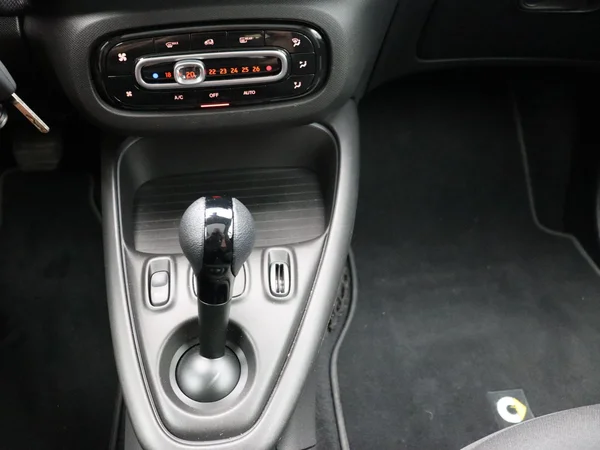 smart Fortwo (2024) — foto 9 van 26