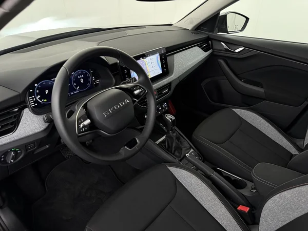 SKODA Kamiq (2025) — foto 5 van 18