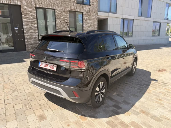 VOLKSWAGEN T-Cross (2025) — foto 9 van 19