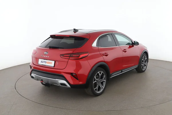 Kia XCeed (2020) — foto 12 van 16