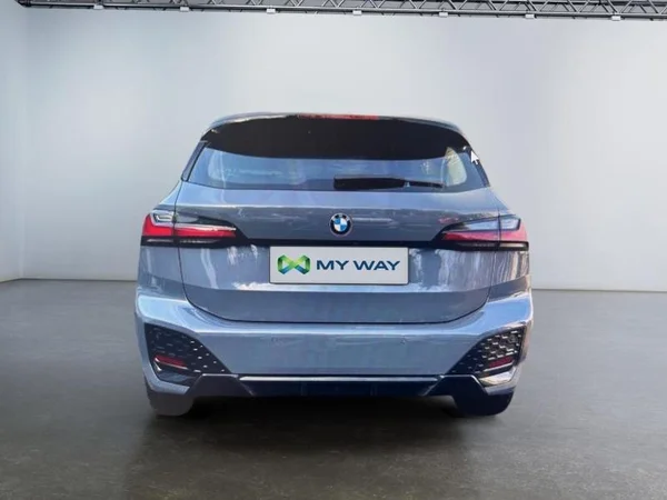 BMW 2 Active Tourer (U06) (2023) — foto 25 van 28
