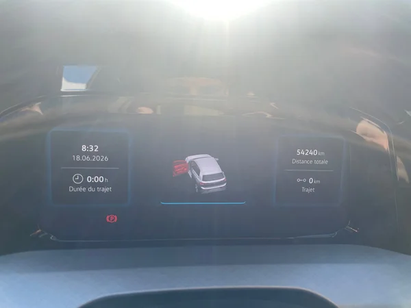 VOLKSWAGEN Golf VIII (2024) — foto 19 van 20