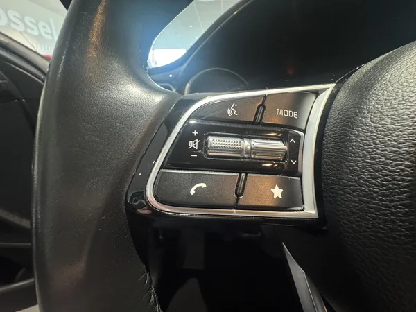 Kia cee'd (2023) — foto 9 van 26