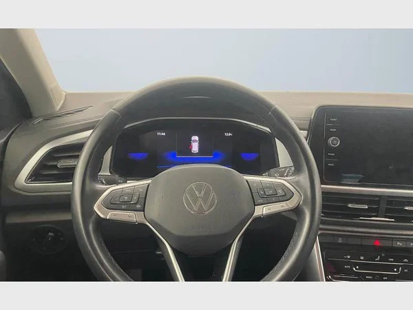 Volkswagen T-Roc (2023) — foto 6 van 24