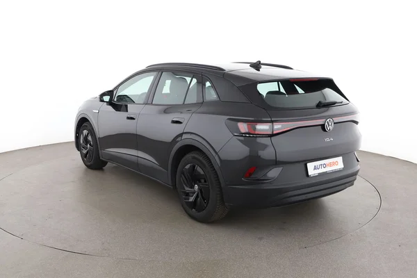Volkswagen ID.4 (2023) — foto 10 van 16