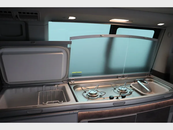 VOLKSWAGEN T6.1 California (2023) — foto 16 van 25