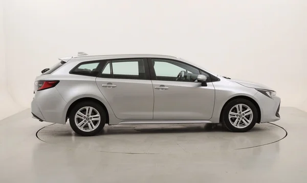 Toyota Corolla SW Hybrid (HEV) (2022) — foto 23 van 26