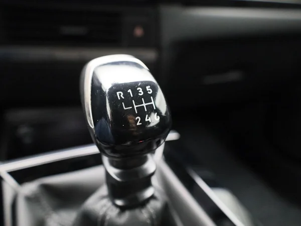 Opel Astra (2023) — foto 11 van 36