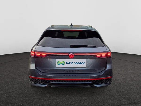 VOLKSWAGEN Passat Variant eHybrid (PHEV) (2025) — foto 23 van 24