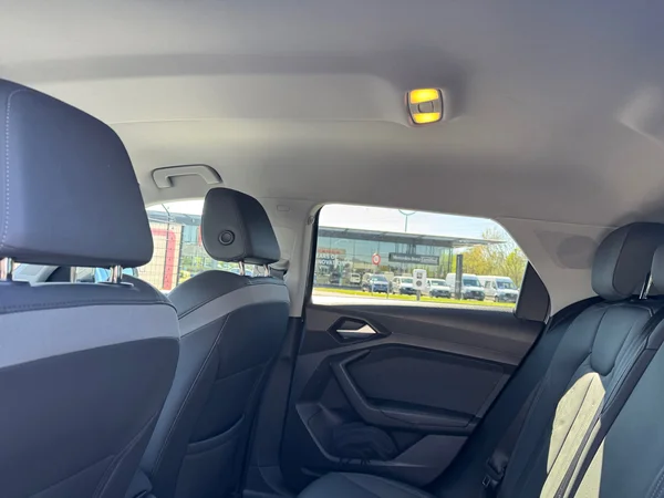 AUDI A1 allstreet (2023) — foto 14 van 24