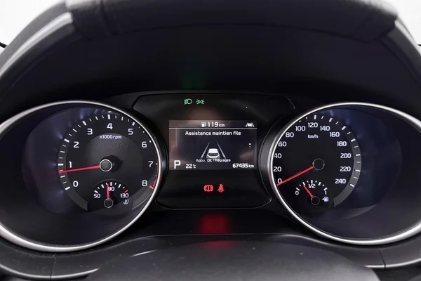 Kia Xceed (2022) — foto 10 van 35