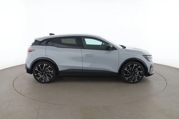 Renault Megane E Tech (2026) — foto 13 van 16