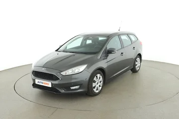 Ford Focus ff5eb718-0863-44a7-8153-5908d2c54191
