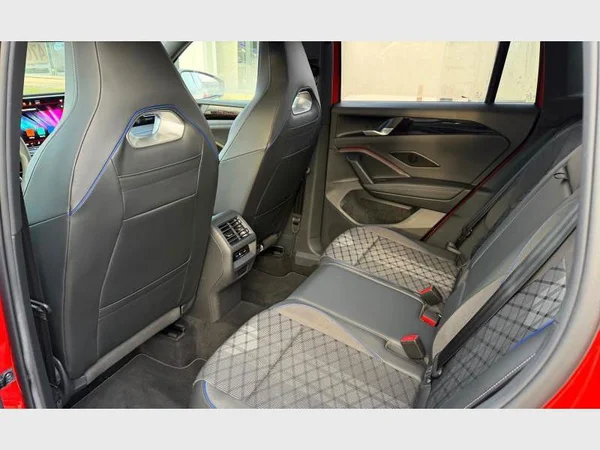 Volkswagen Tiguan (2024) — foto 15 van 25