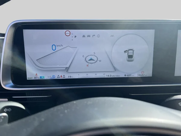 Hyundai IONIQ 6 (2024) — foto 3 van 27