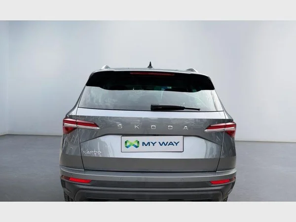 Skoda Karoq (2022) — foto 22 van 24