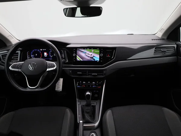 Volkswagen Polo (2022) — foto 28 van 38