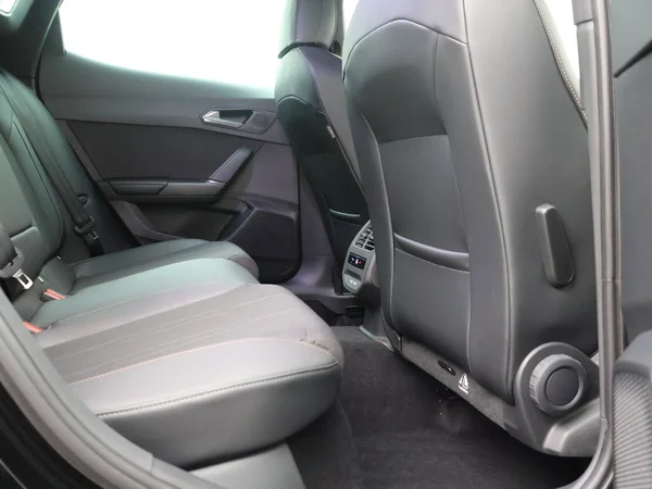 CUPRA Formentor e-Hybrid (PHEV) (2025) — foto 3 van 23