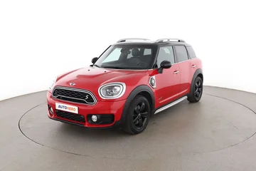MINI Countryman a9ae5f7b-48bc-4a6d-ac60-bc9ba011a9d4