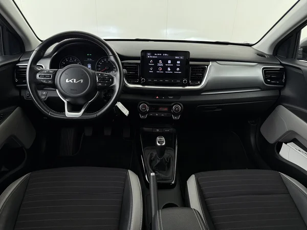 KIA Stonic (2024) — foto 26 van 26