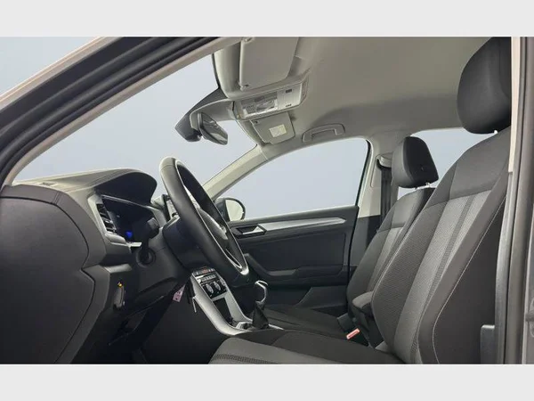 Volkswagen T-Roc (2024) — foto 5 van 22