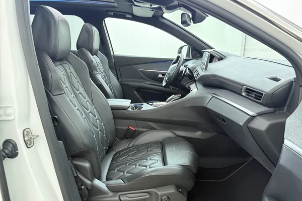 Peugeot 3008 (2019) — foto 23 van 25