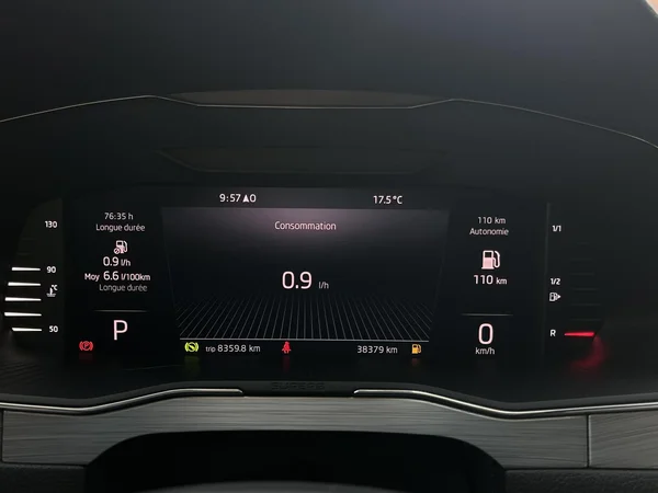SKODA Superb Combi (2024) — foto 3 van 19