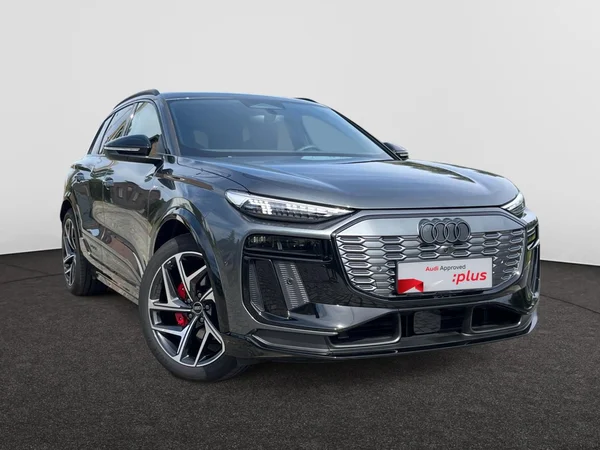 AUDI Q6 e-tron (2026) — foto 20 van 24