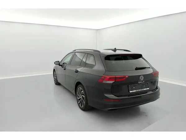 VOLKSWAGEN Golf Variant VIII (2021) — foto 32 van 36