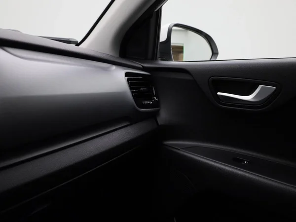 Kia Stonic (2021) — foto 19 van 39