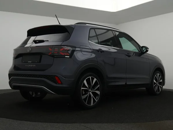 VOLKSWAGEN T-Cross (2025) — foto 18 van 28