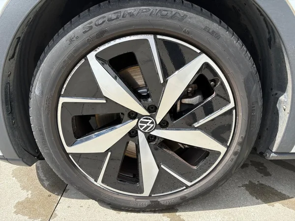 VOLKSWAGEN ID.5 (2024) — foto 16 van 24