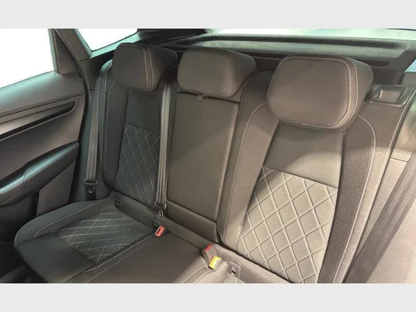 Skoda Karoq (2021) — foto 3 van 31