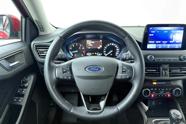 Ford Focus Clipper (2022) — foto 2 van 19