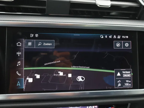 AUDI Q3 Sportback PHEV (2024) — foto 26 van 29