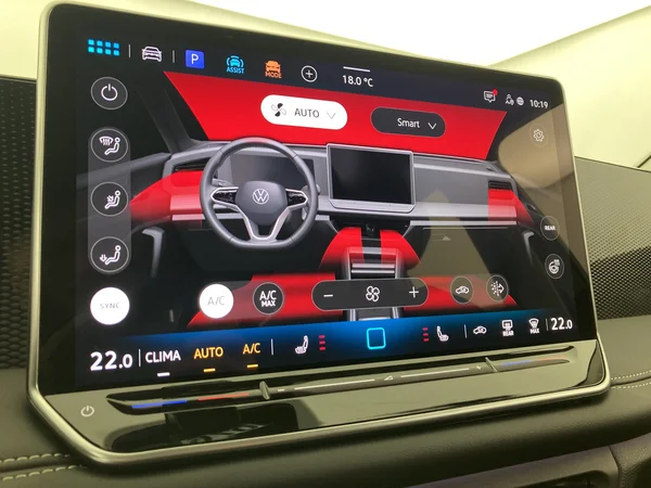 VOLKSWAGEN Tiguan (2025) — foto 5 van 36