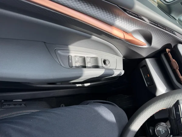 CUPRA Raval (2026) — foto 7 van 16