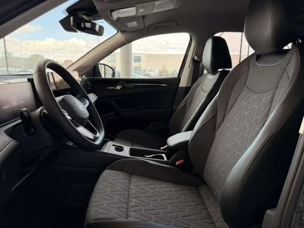 Volkswagen Tiguan — foto 4 van 25