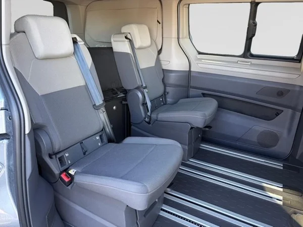 VOLKSWAGEN Multivan T7 Long eHybrid (PHEV) (2025) — foto 7 van 7