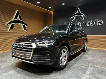 Audi Q5 fd2f06af-a975-43d3-9daf-73d08d344998