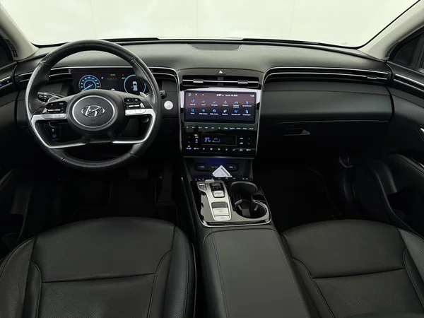 HYUNDAI Tucson (2022) — foto 31 van 31