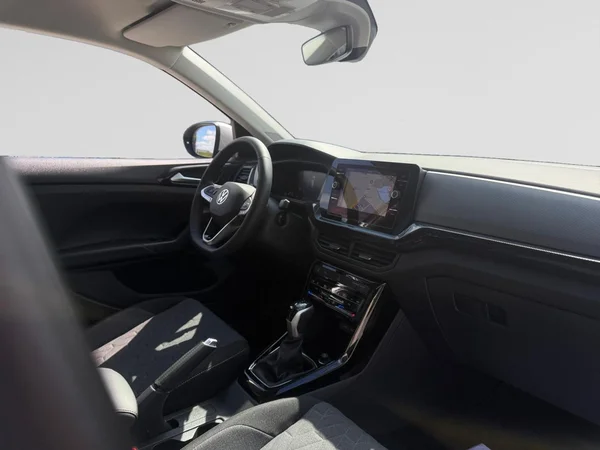 VOLKSWAGEN T-Cross (2025) — foto 15 van 19