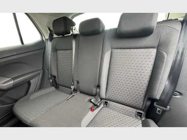 VOLKSWAGEN T-Cross (2019) — foto 4 van 24