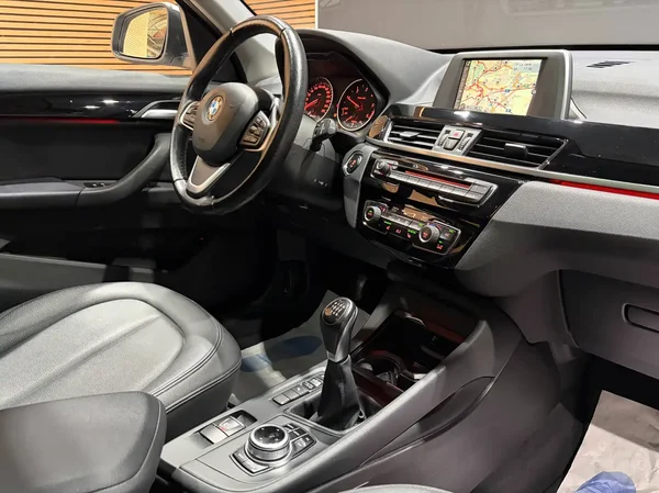 Bmw X1 (2016) — foto 8 van 25