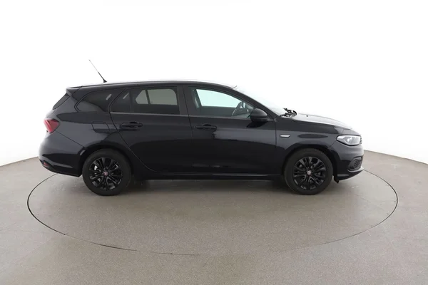 Fiat Tipo (2020) — foto 13 van 16
