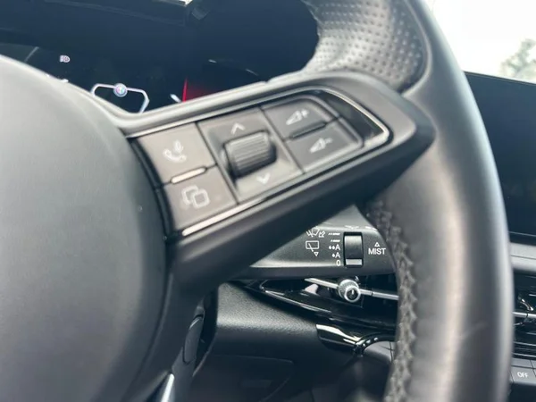 ALFA ROMEO Tonale (2023) — foto 7 van 25