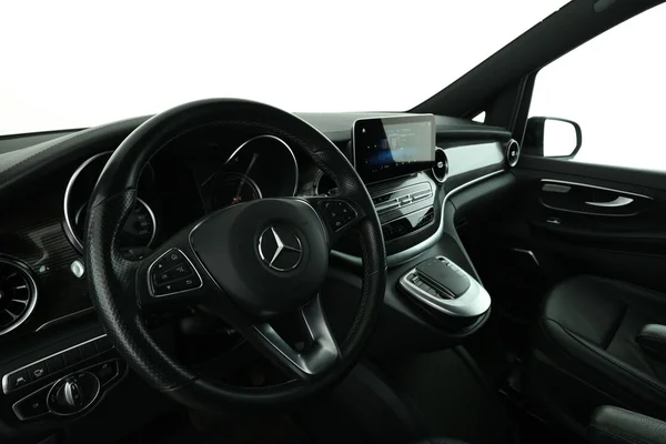 Mercedes-Benz Eqv (2022) — foto 2 van 16